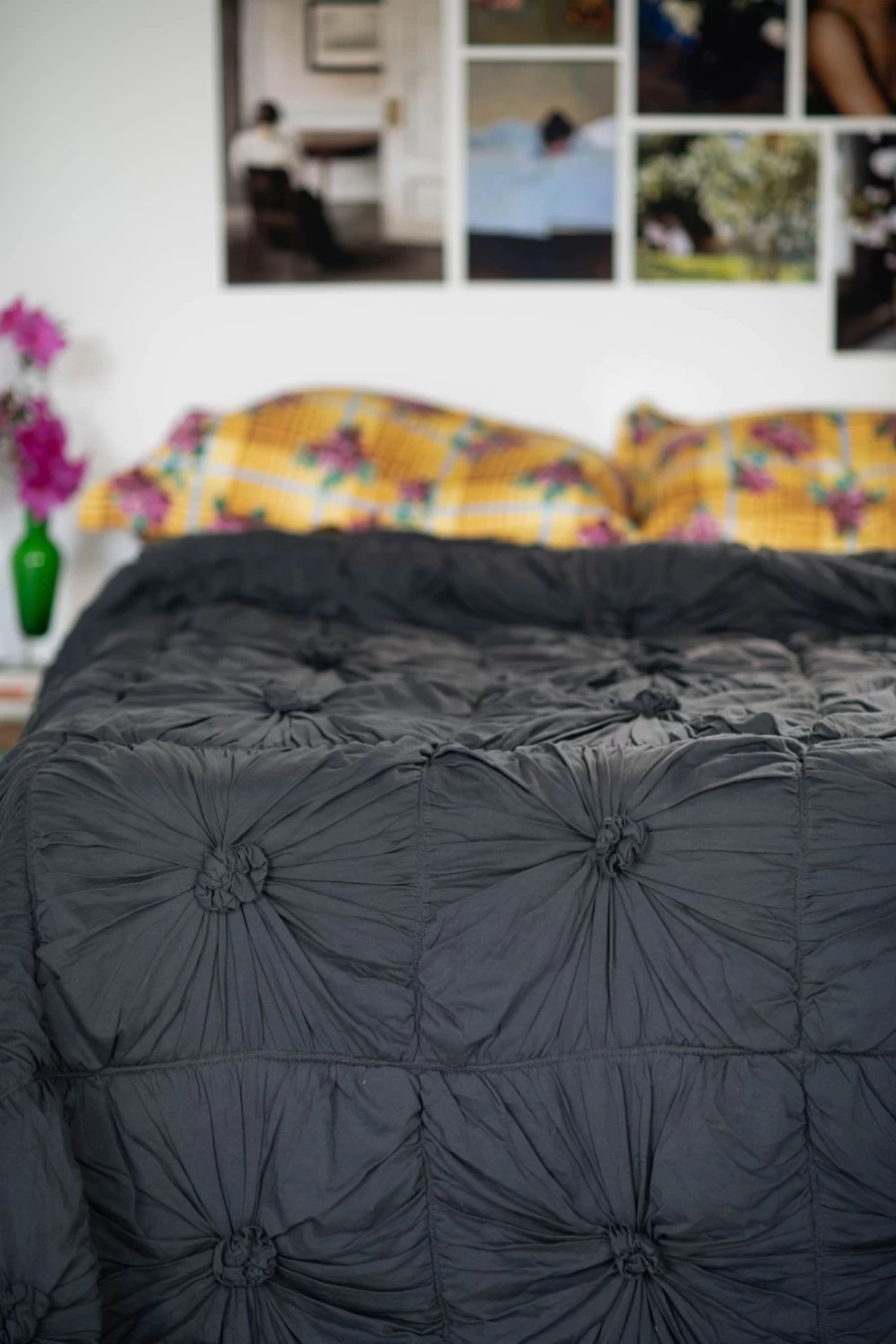 "Lazybones Women's Rosette Quilt in Charcoal - Organic Cotton Bedspread"