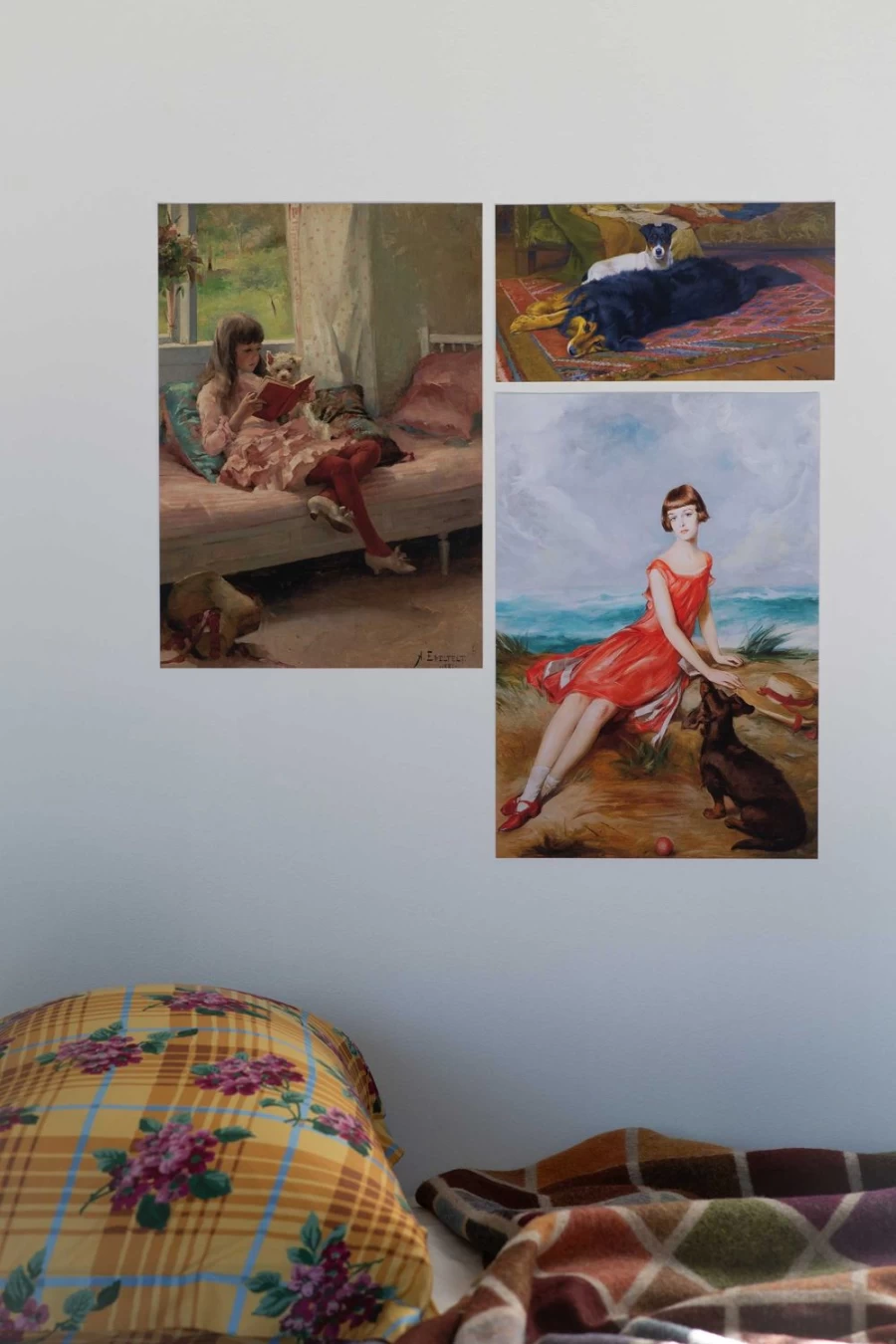 "Lazybones Women's Art Print Set - Two Friends Wall Decor"