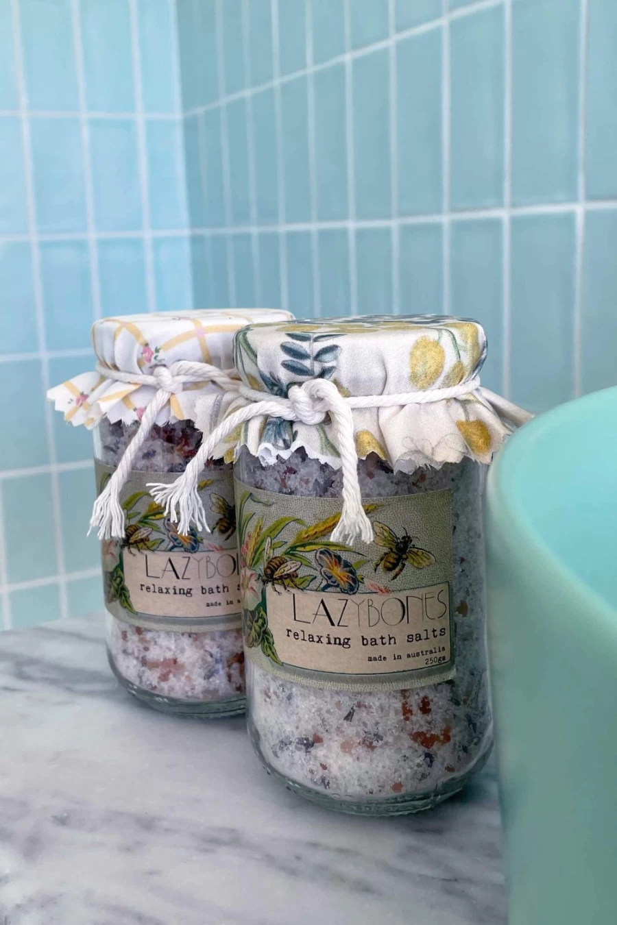 Lazybones Lavender Bath Salts for Women - Relaxing & Aromatic Soak