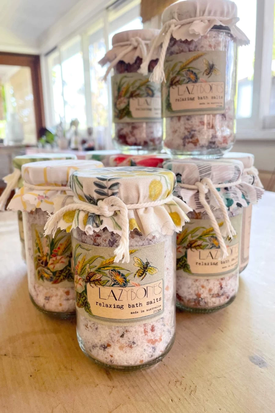 Lazybones Lavender Bath Salts for Women - Relaxing & Aromatic Soak