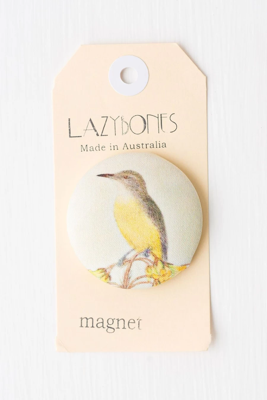 "Lazybones Women's Robin Magnet - Charming & Whimsical Accessory for Bird Lovers"