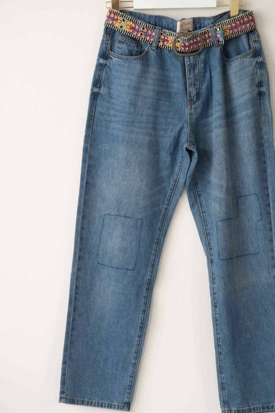 Lazybones Women's Nikki Unpatched Distressed Jeans for Casual Wear
