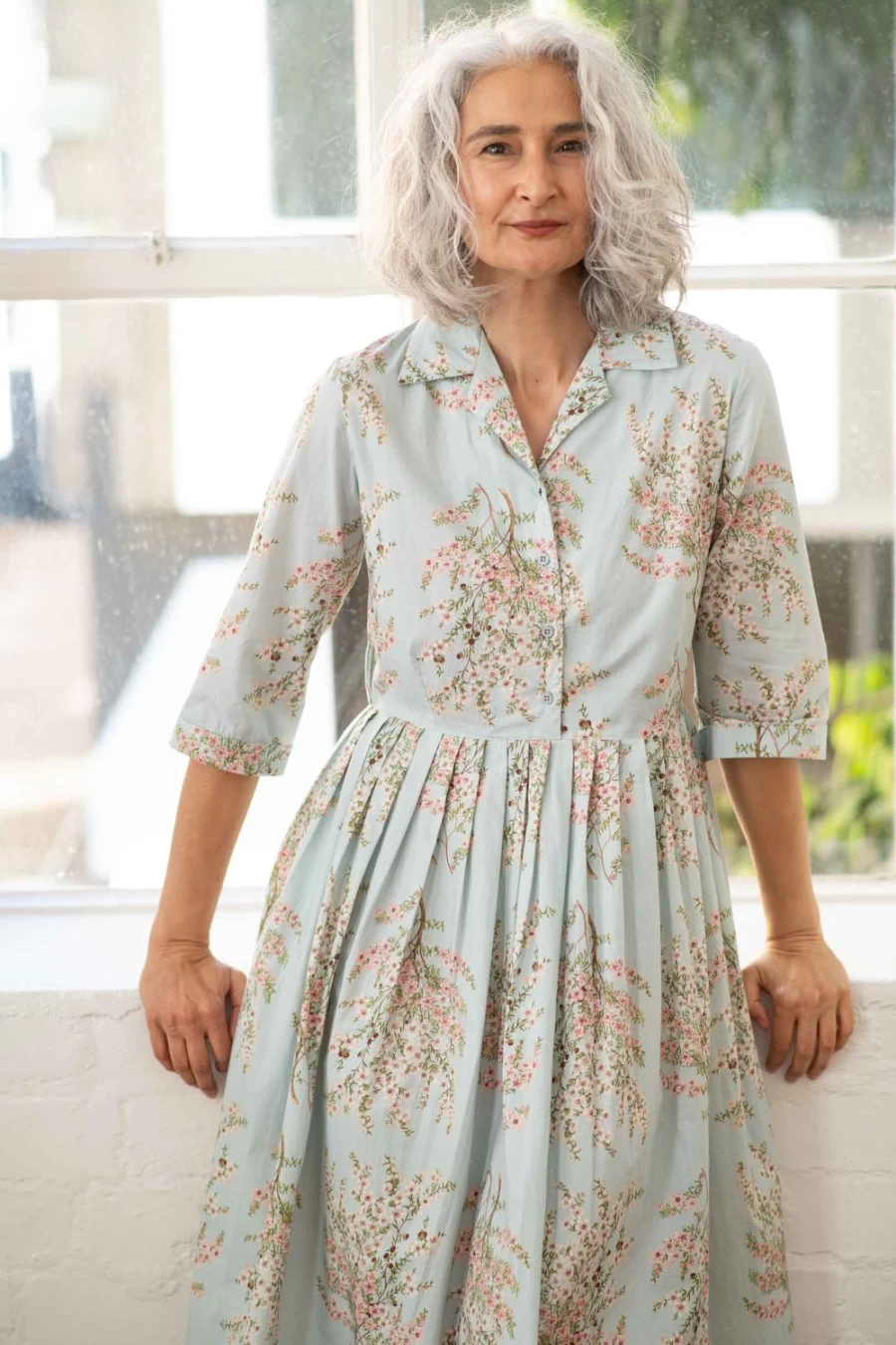 Lazybones Women's Gianna Dress - Elegant Manuka Style for Everyday Wear