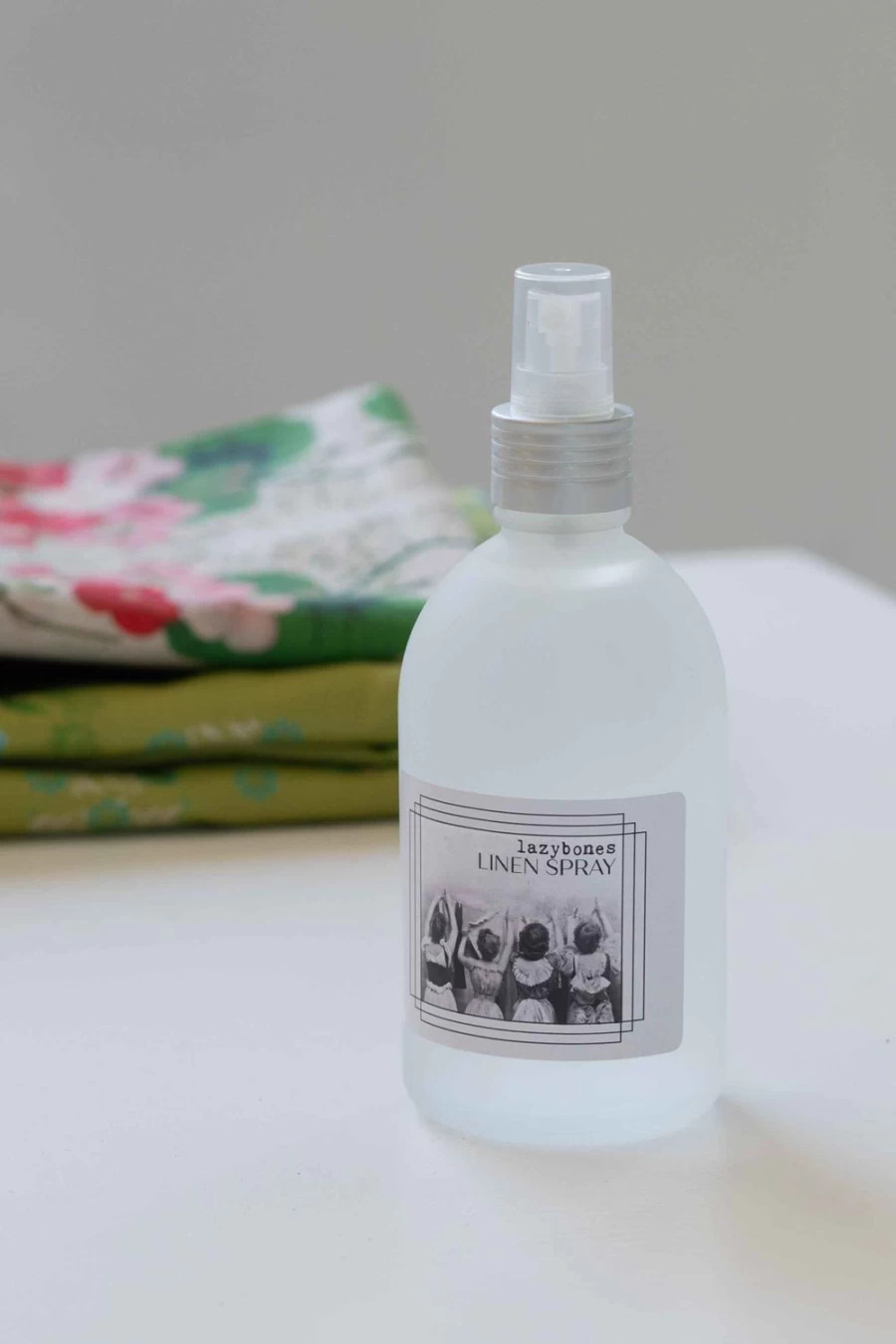 "Lazybones Lavender & Eucalyptus Linen Spray for Women – Relaxing Natural Fabric Mist"