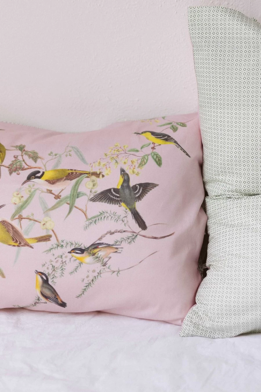 Lazybones Women's Yellow Birds Organic Cotton Pillowcase Set - Soft & Hypoallergenic