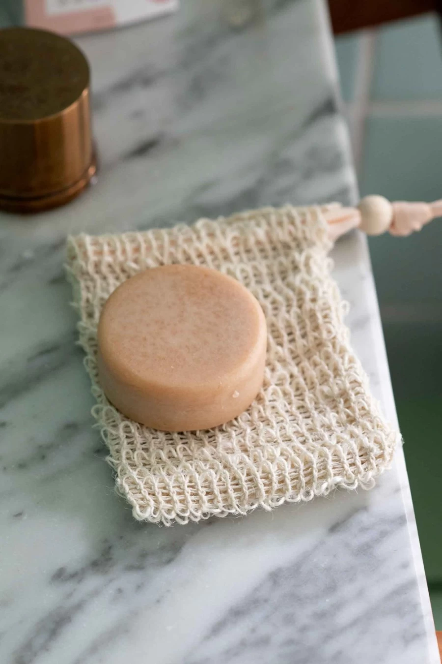 Lazybones Women's Pleasant Shampoo Bar - Natural & Moisturizing Hair Care for Healthy Shine